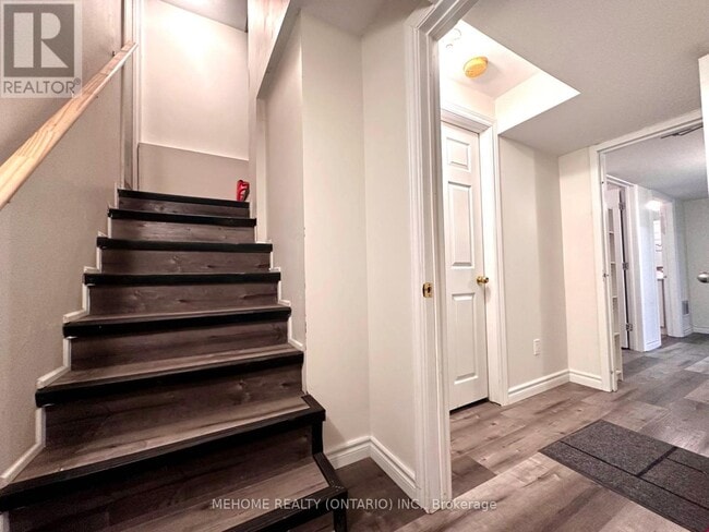 Photo - 12 Milton Pl