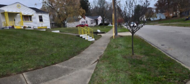 Photo - 1494 Diagonal Rd