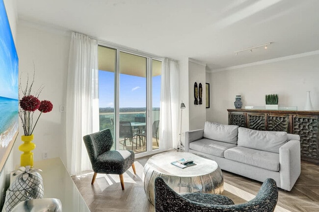 Building Photo - 2889 McFarlane Rd Unit SI ID1504060P