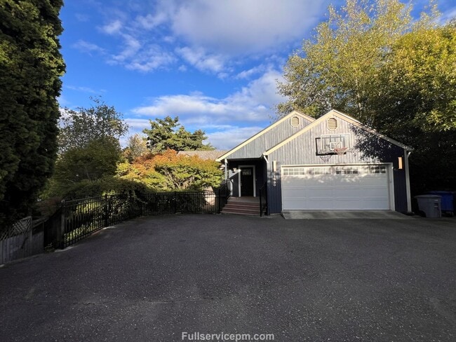 Photo - 1930 109th Ave NE