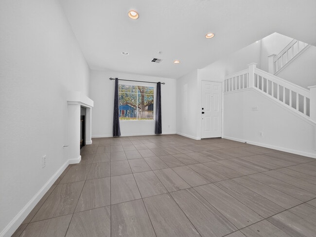Photo - 1065 E Broadway