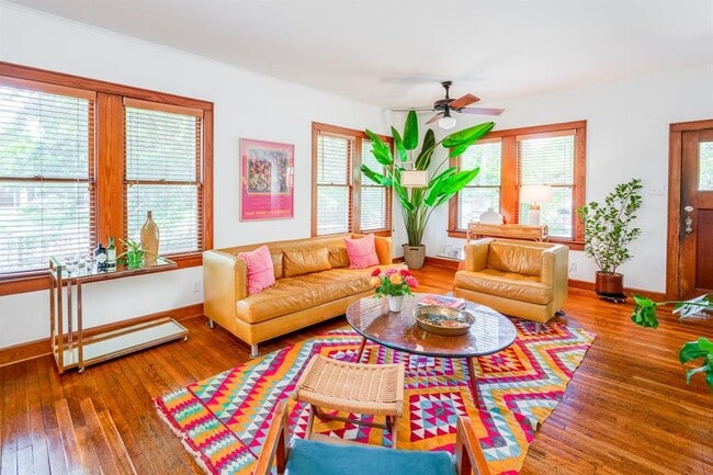 Photo - 1301 E 29th St