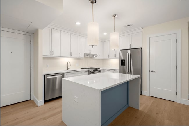 Photo - 305 Border St Unit 402