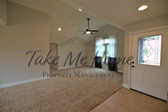 Photo - 3 Bedroom in East Springfield!