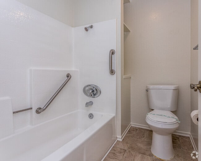 1HAB, 1BA - 750 ft² - Vintage Apartments For Senior 55+