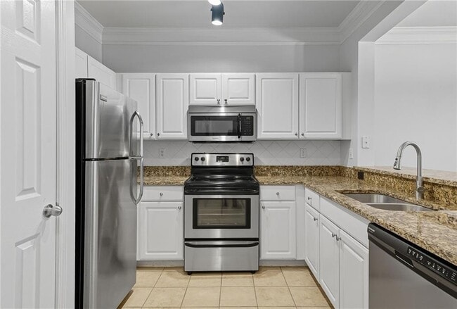 Photo - 1850 Cotillion Dr Unidad 4307