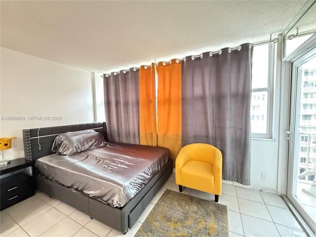 Photo - 1801 S Ocean Dr Unidad 740