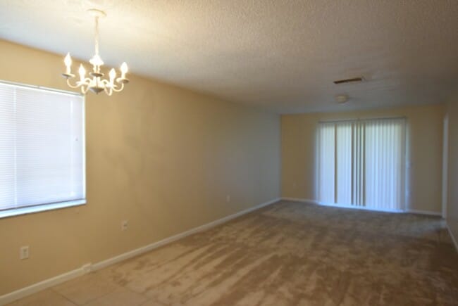 Photo - 112 Cory Ln