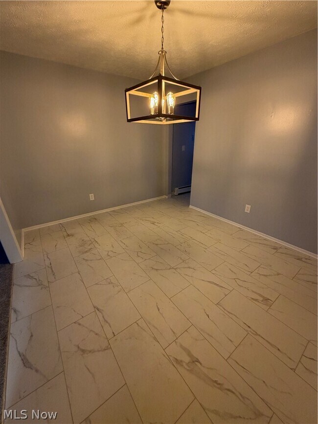 Photo - 118 Carter Cir Unit 1