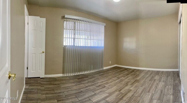 Photo - 8638 North 8th St