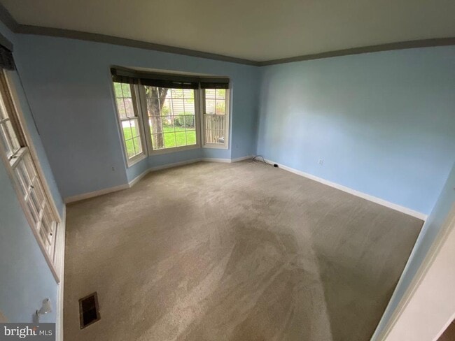 Photo - 9621 Bainbridge Ct