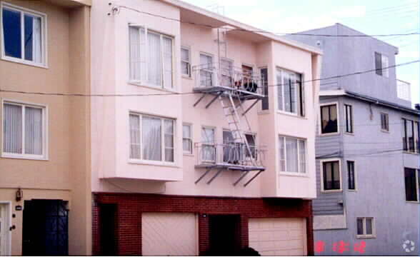 Photo - 1885 Filbert St