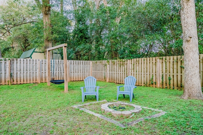 Photo - 104 Rosewood Dr