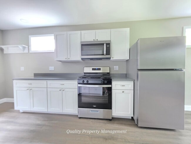 371 Lincoln St Unit 2