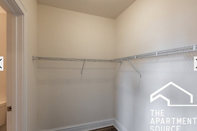 Photo - 2936 W Palmer St Unit 2