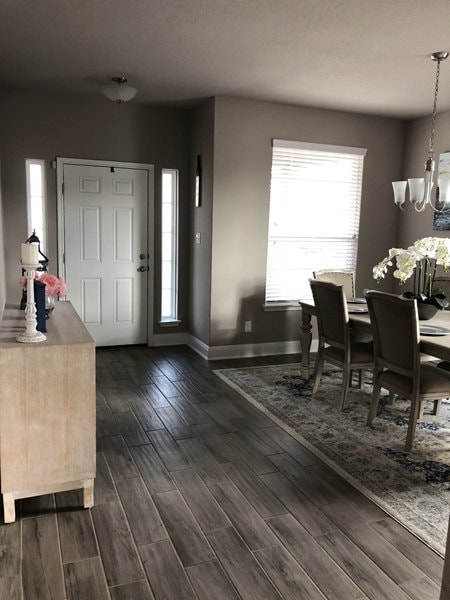 Photo - 5703 Freeport Leaf