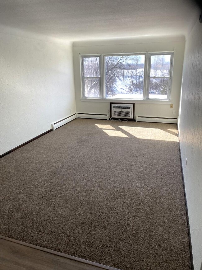 Photo - 2447 County B Rd W