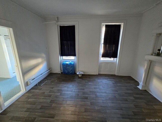 Photo - 5614 Broadway