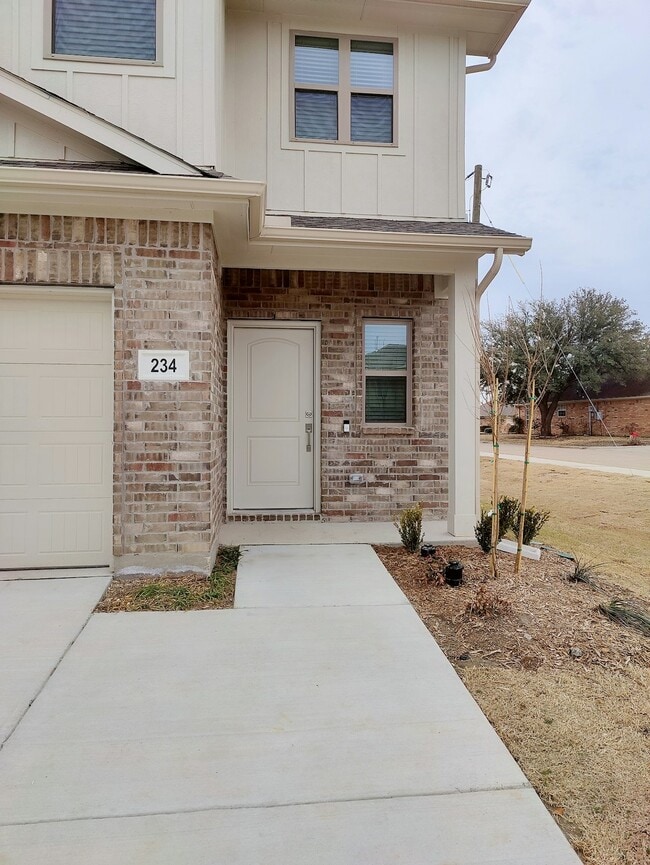 Photo - 234 Griffith Dr