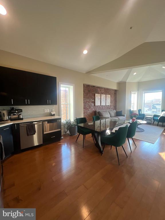 Photo - 3517 13th St NW Unit 302