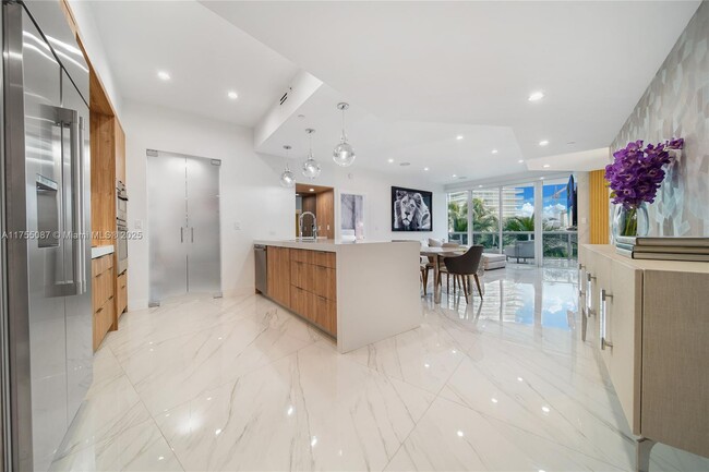 Photo - 400 Alton Rd Condo Unit # 409