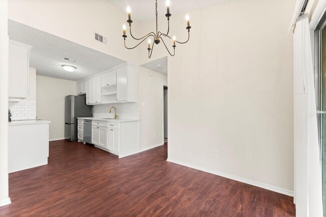 Photo - 6334 Porterway Dr