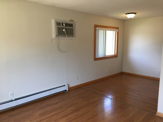 Photo - 2105 Hillview Road Unidad 2