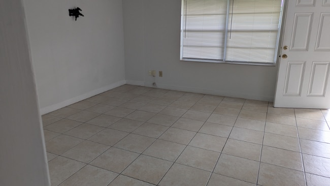 Photo - 2309 S Mills Ave Unit C