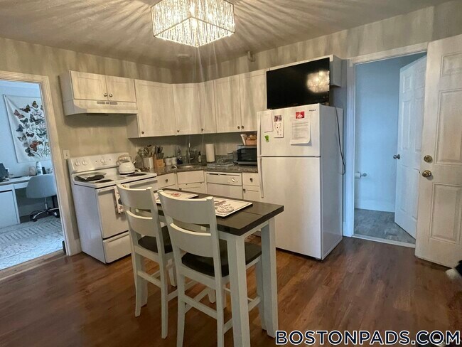 Photo - 220 Hanover St Unit 15