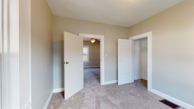 Photo - 914 North Goodlet Avenue