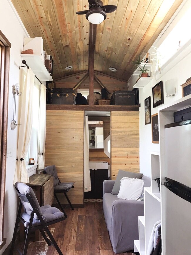 Photo - 325 N Sunset St