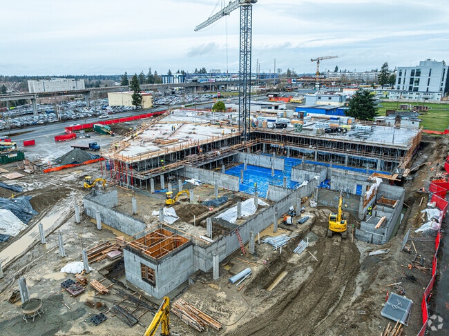 Building Photo - Rainier Landing