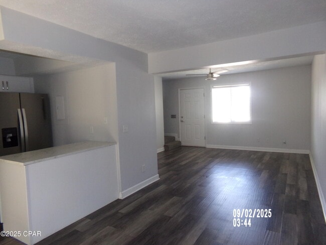 Photo - 420 Venetian Way