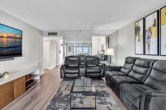 Photo - 14623 Bonaire Blvd Unit 410