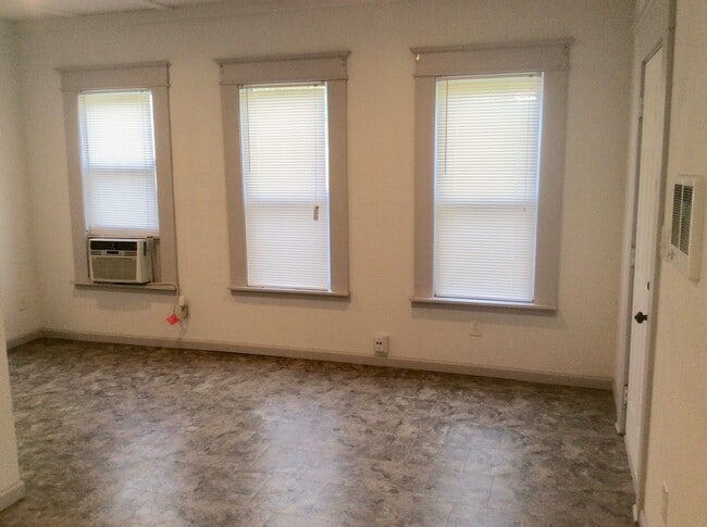 Photo - 919 Phillips St Unidad 919