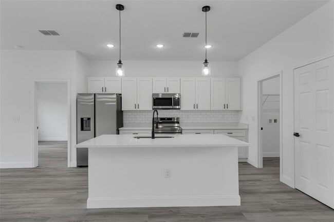 Photo - 2211 SW 153rd Pl Rd