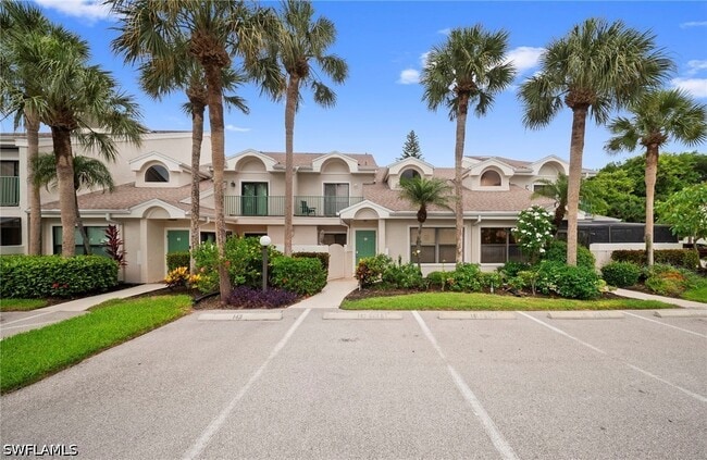 75 Emerald Woods Dr