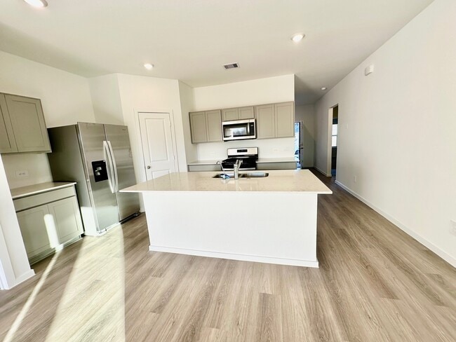 Photo - 27736 Woodglen Mews Wy