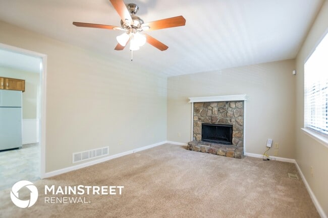 Photo - 281 Bakers Bridge Cir