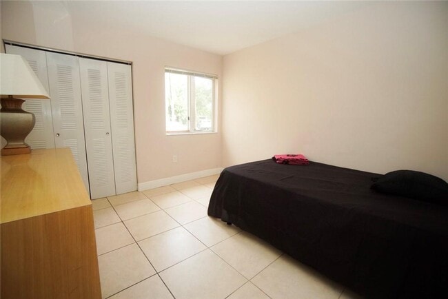 Photo - 4785 SW 62nd Ave Unit 102