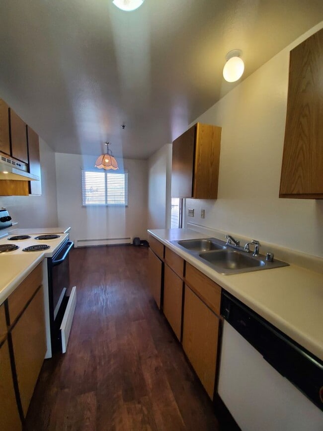 Photo - Riverbend Apartments