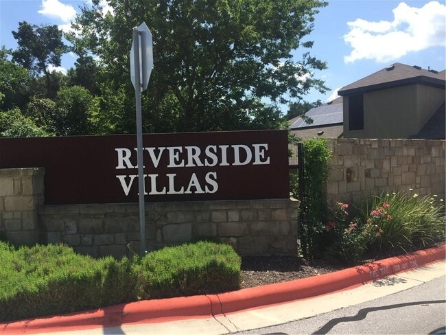 Photo - 2101 Rivers Edge Way