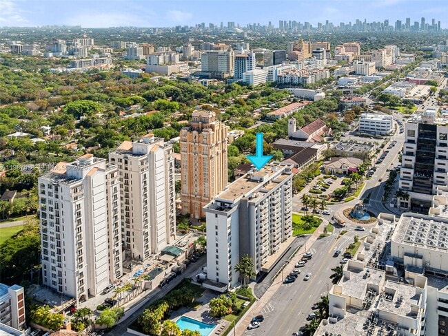 Building Photo - 625 Biltmore Way Unit 104