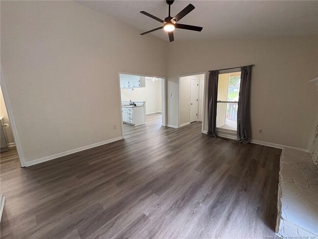 Photo - 491 Oates Dr