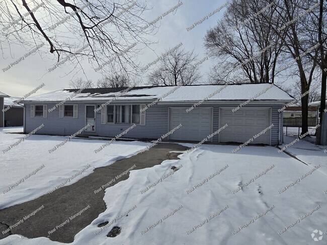 Building Photo - Three Bedroom Ranch w/ Oversized Garage Rental