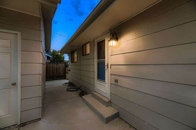 Photo - 3125 N Raleigh St Unidad 2