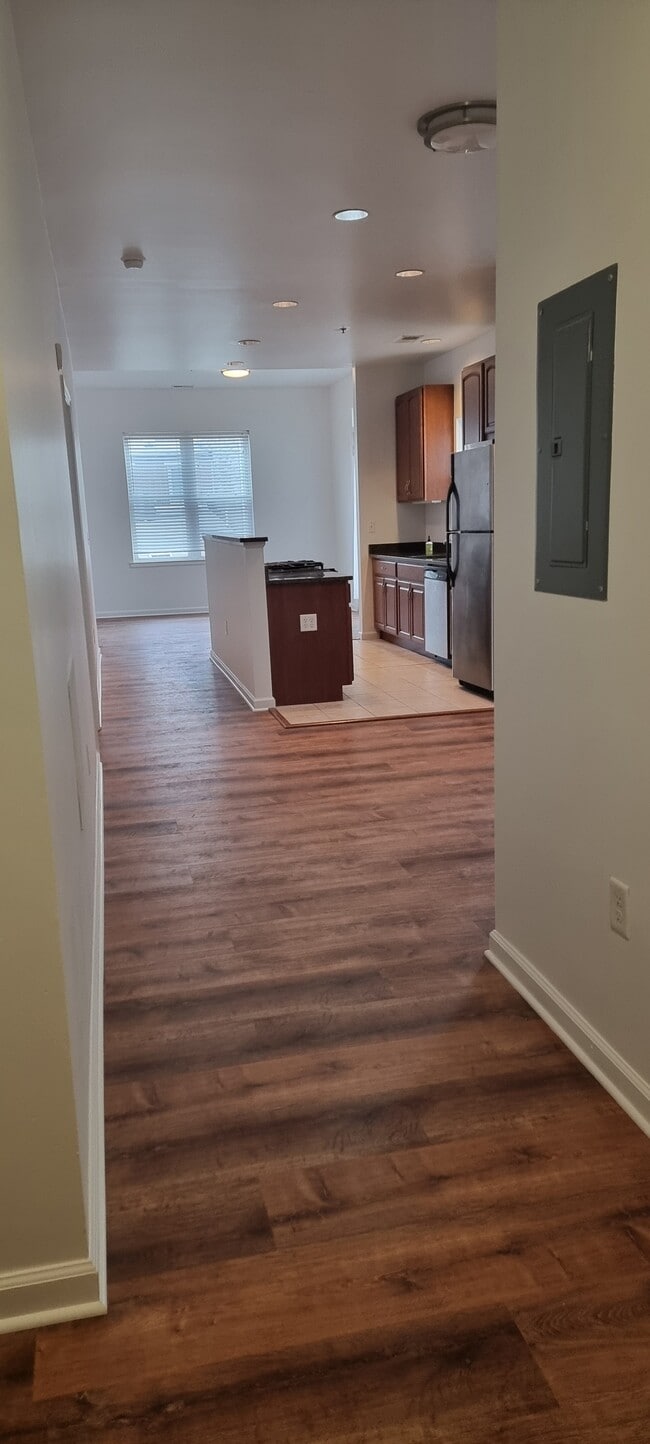 Photo - 1118 S Charles St Unidad 5