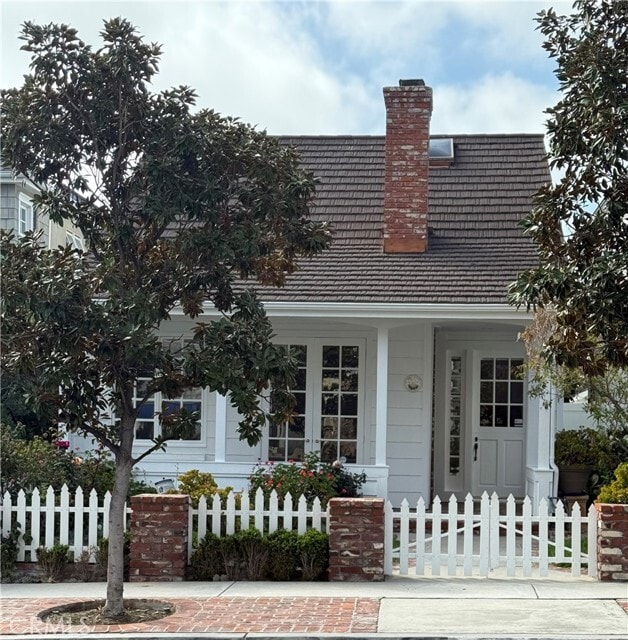 Photo - 505 Dahlia Ave House