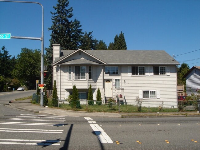 Photo - Newly remodel 4 bed 3 bath home in Shoreline