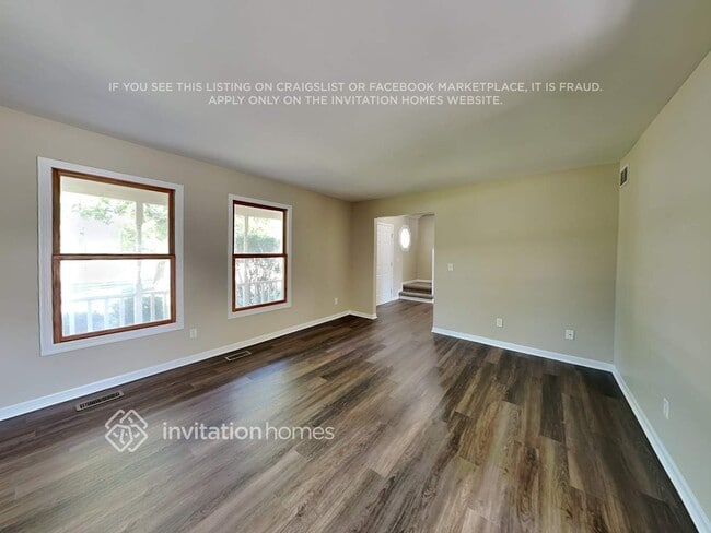 Photo - 874 Foran Ln